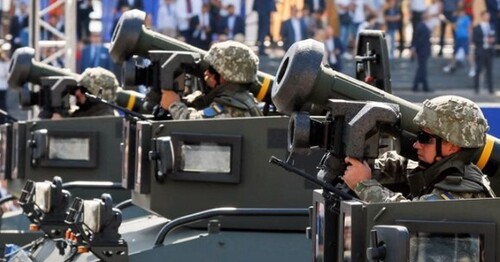 Артиллерия и БТРы из США уже на пути в Украину