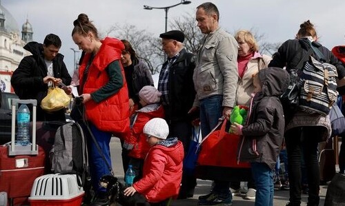 Украинские пограничники требуют загранпаспорт для выезда из страны