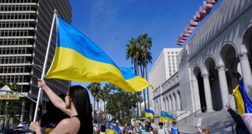 Чому звичайні американці так підтримують Україну?