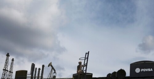 Reuters: США дозволили імпорт венесуельської нафти до ЄС