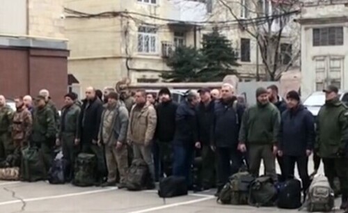 В Запорожской области оккупанты вербуют "добровольцев" и готовят мобилизацию