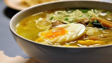 Бабусині страви: "Овочевий суп з яйцем"