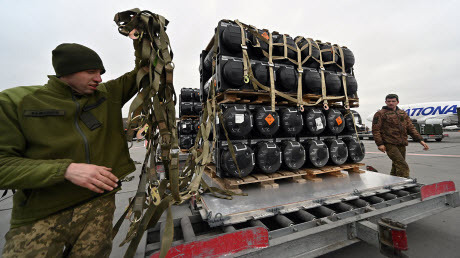 Союзники Украины не успевают пополнять запасы оружия