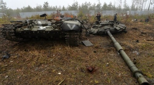 «Армии 23 февраля уже нет». Стратегии войны Украины и России