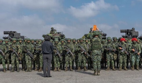 Тайвань нарешті зміцнює свою оборону. Чи не замало і чи не запізно? - The Washington Post