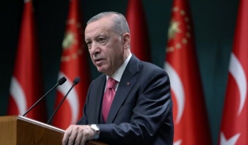 Оппозиция в Турции требует снять с выборов кандидатуру Эрдогана