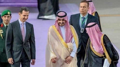 Президент Сирии Ассад, прибывает в Саудовскую Аравию...