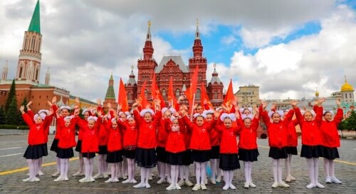 Росіяни «параноїдально доносять один на одного», а Путін відроджує «сталінський антиамериканізм» - ЗМІ про атмосферу в Росії