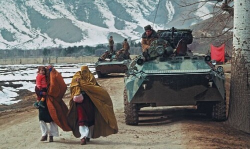 "Вторжение в Афганистан сопровождали два мифа" - Юрий Христензен