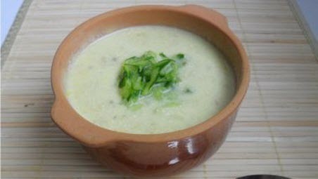Бабусині страви: "Крем-суп з огірка"