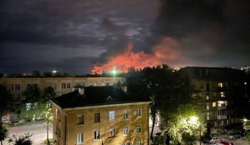 Аэродром Пскова подвергся ночью массированной атаке беспилотников